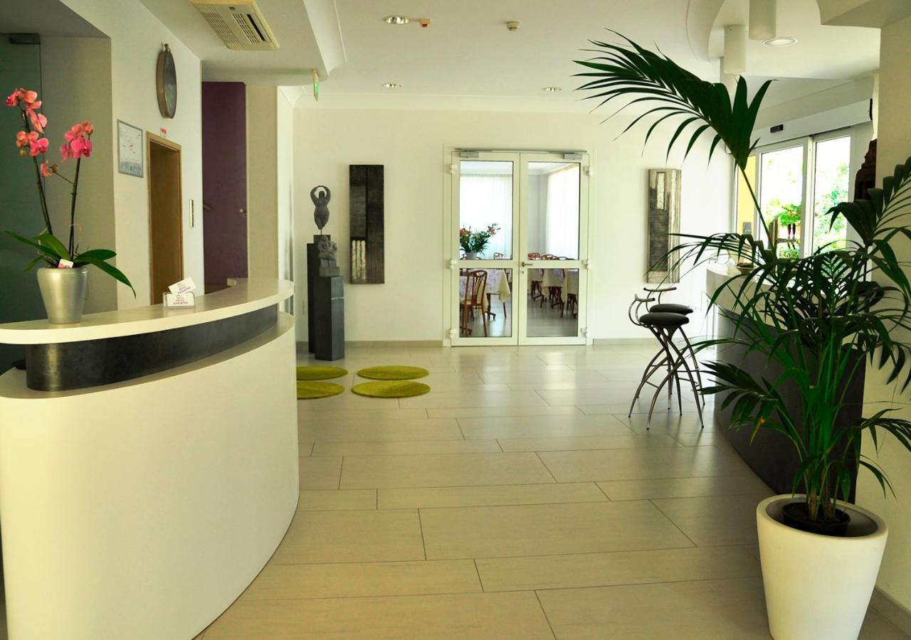 Hotel Lugano Риччоне Экстерьер фото